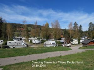 Klick f&uuml;r Originalgr&ouml;&szlig;e :0012bankenhof.jpg