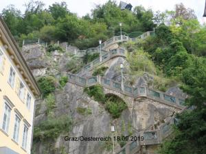 Klick f&uuml;r Originalgr&ouml;&szlig;e :0065graz.jpg