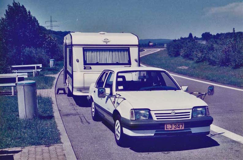 Schliessen von 1990hobby005.jpg