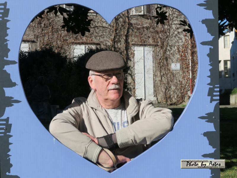 Schliessen von monument_andre0011.jpg