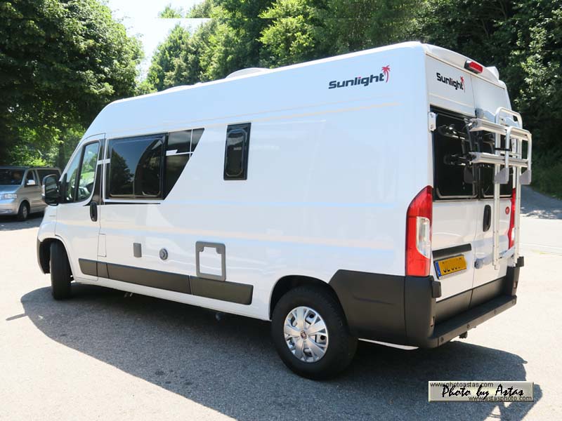 Schliessen von sunlightcliff0004.jpg