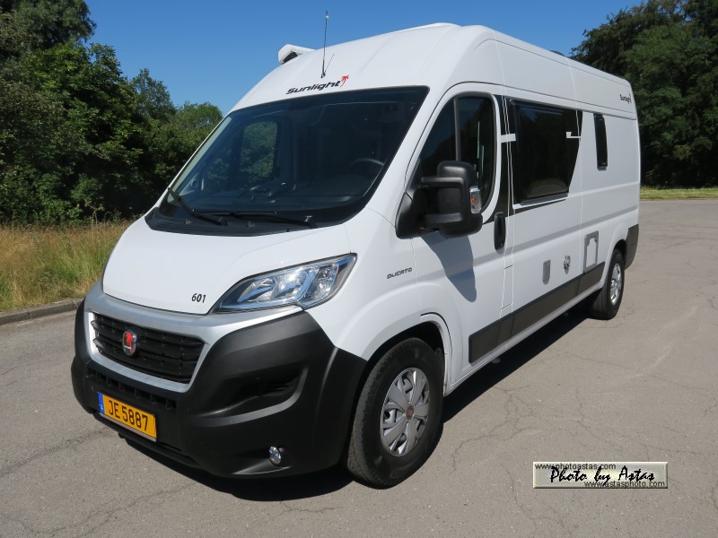 Schliessen von sunlightcliff0013.jpg