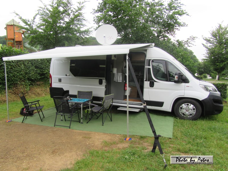 Schliessen von sunlightcliff0021.jpg