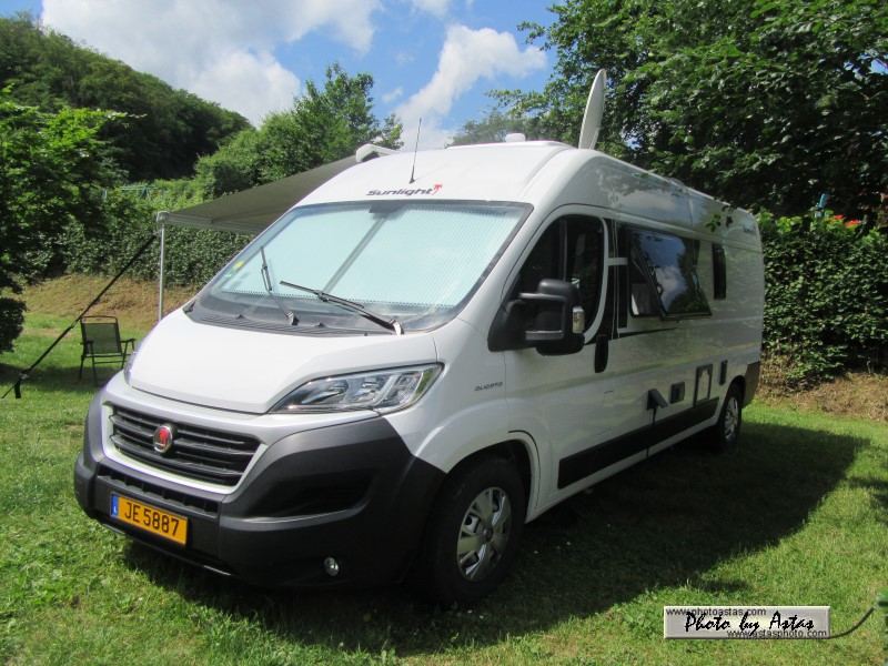 Schliessen von sunlightcliff0022.jpg